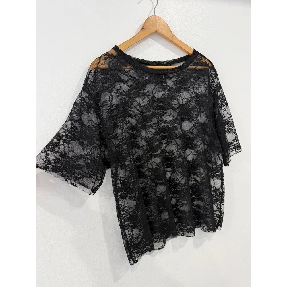 Agnes & Dora Black Floral Lace Sheer Short Sleeve Top Medium